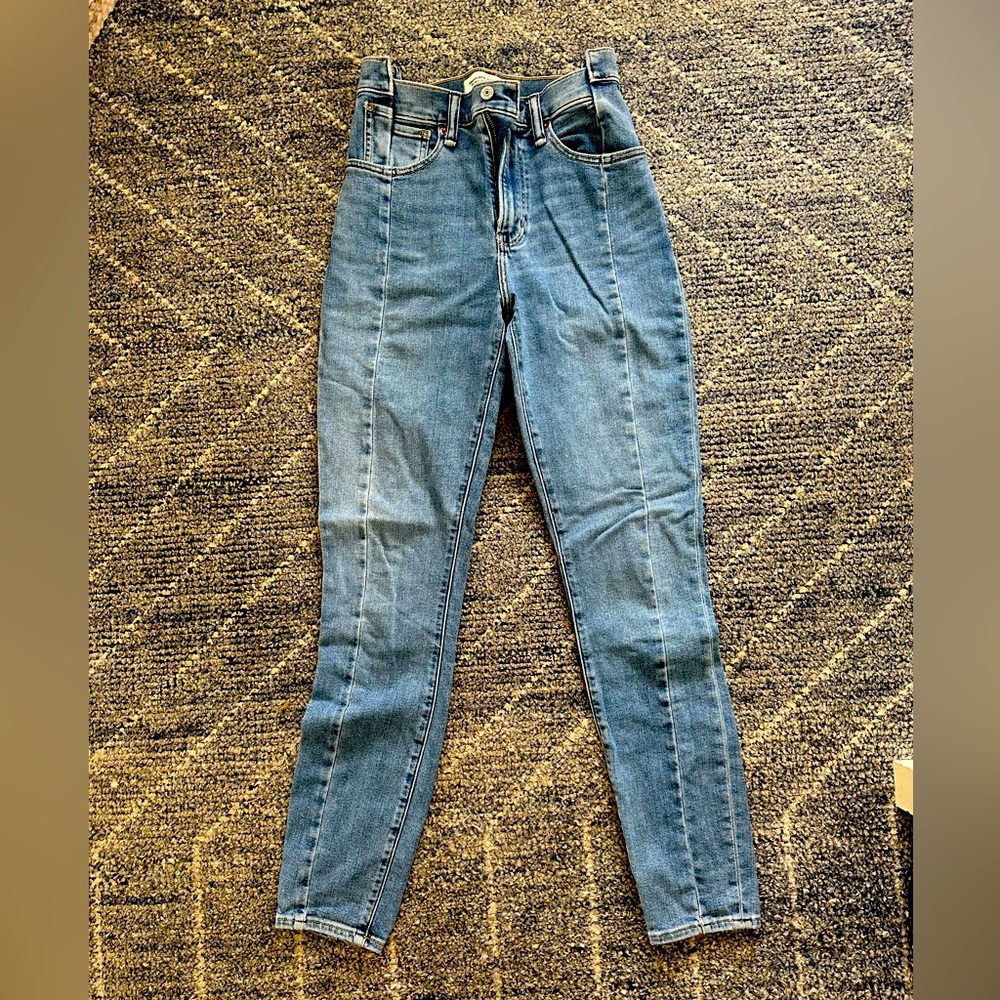 Abercrombie High-Rise, Super Skinny ankle jean with a stretchy fabric